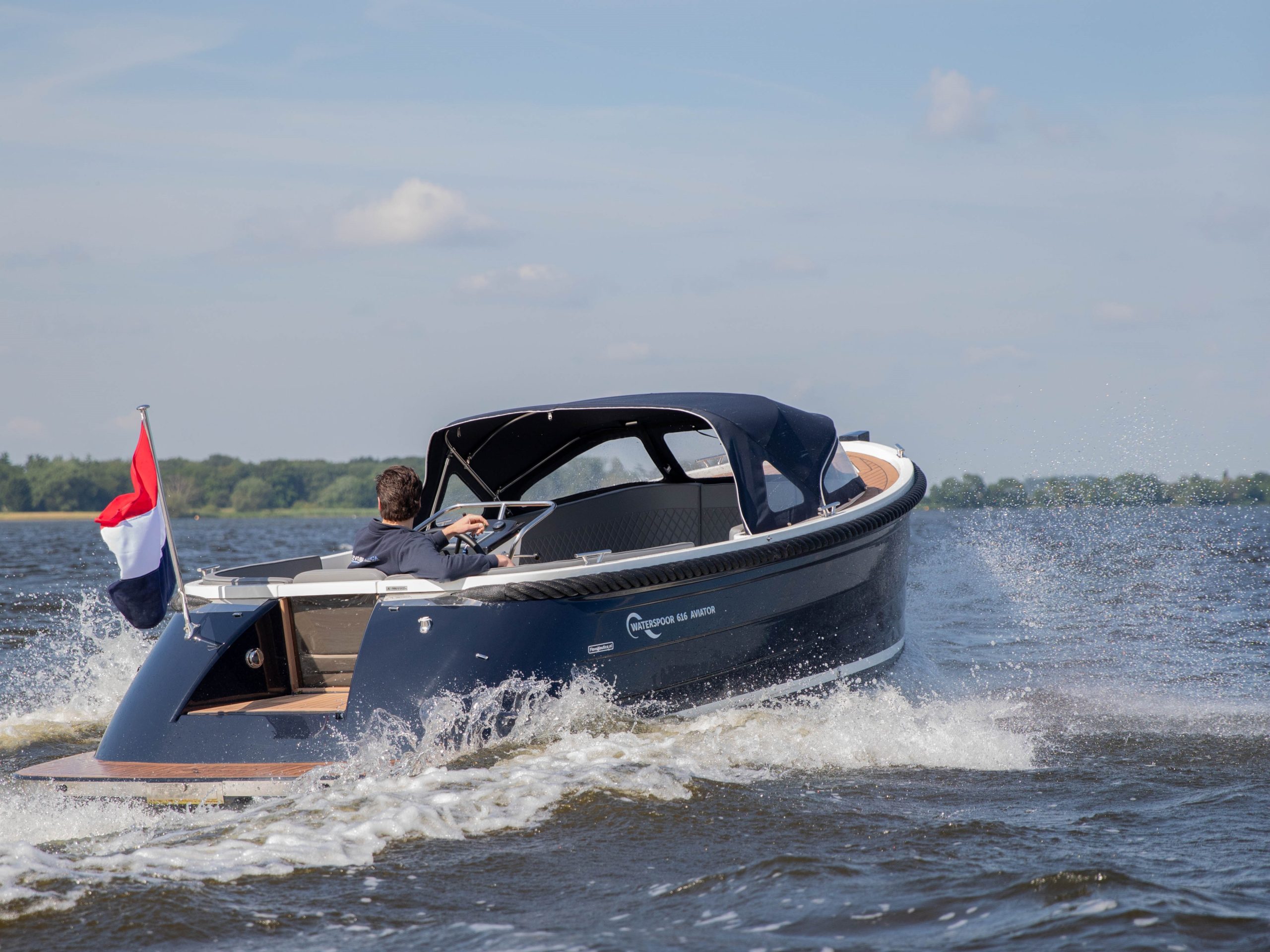 Waterspoor 616 Aviator