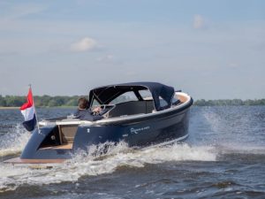 Waterspoor 616 varend