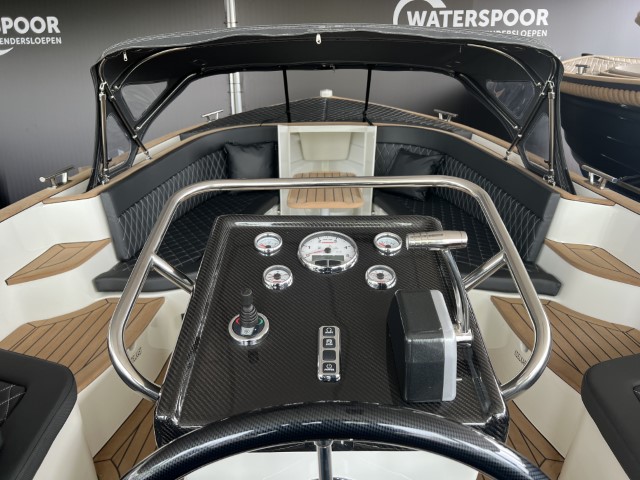 Console van carbon