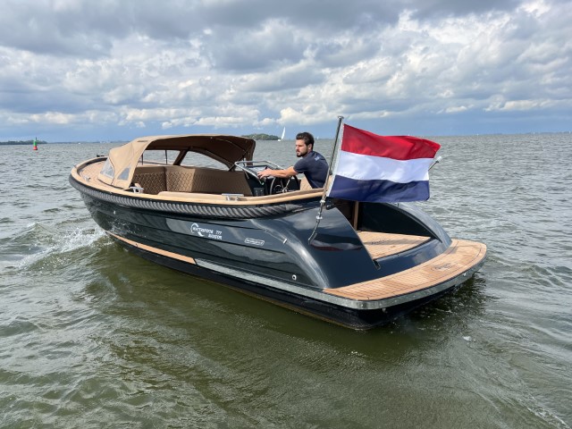 Waterspoor 777 Varend