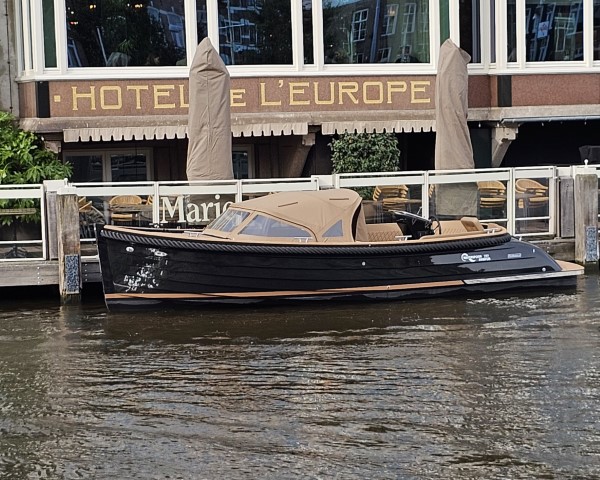 Waterspoor 777 Aangemeerd